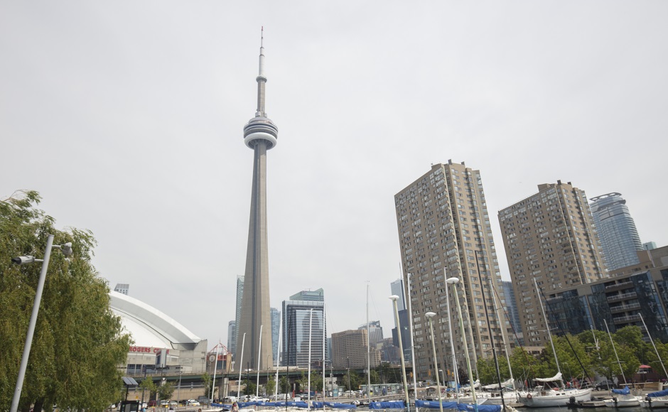 【ニューヨーク発着】アメリカントライアングル 4泊5日（4～10月催行 / 日曜）＜日本語ガイド付き／往復車利用＞ ＜２名または３名１室利用プラン＞